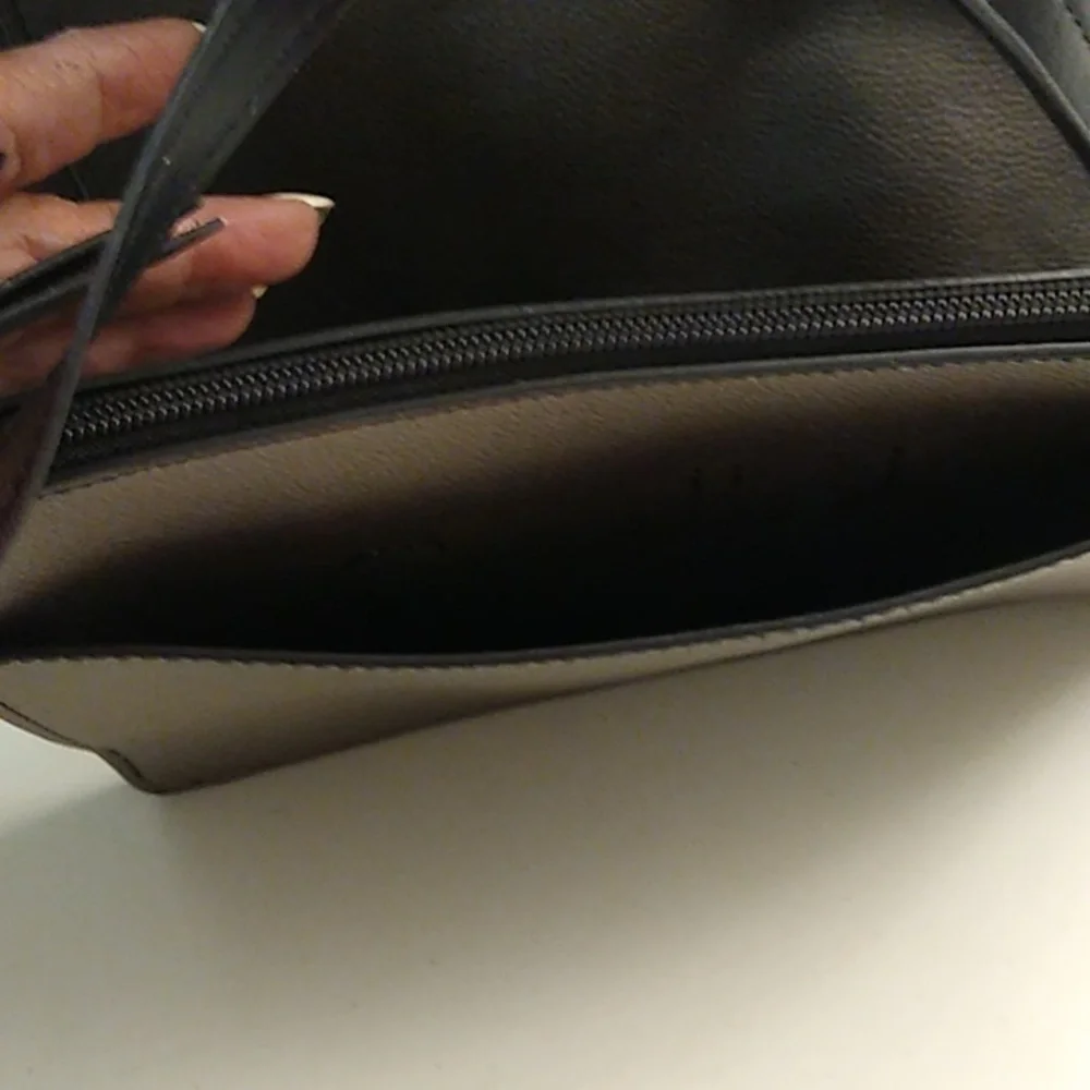 Everyday Black Leather Tote Bag with Shoulder Straps